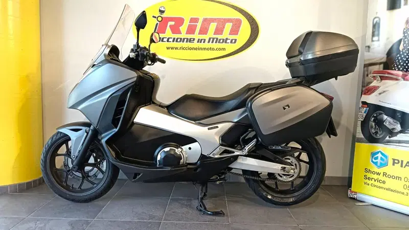 Honda Integra 750 DCT ABS (2014 - 15) (4)