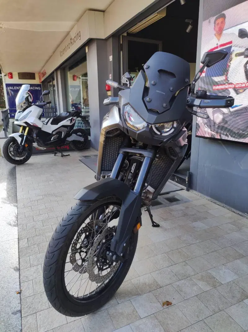 Honda Africa Twin CRF 1100L (2022 - 23) (2)