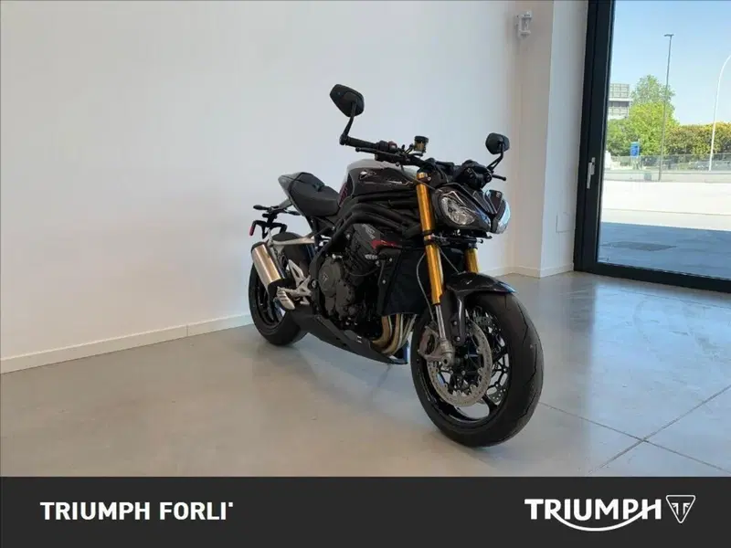 Triumph Speed Triple 1200 RS (2025 - 26) (2)