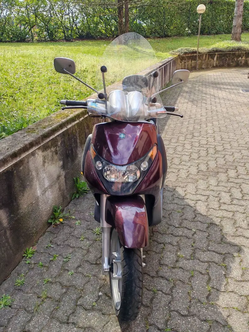 Piaggio Beverly 200 (2002 - 03) (5)