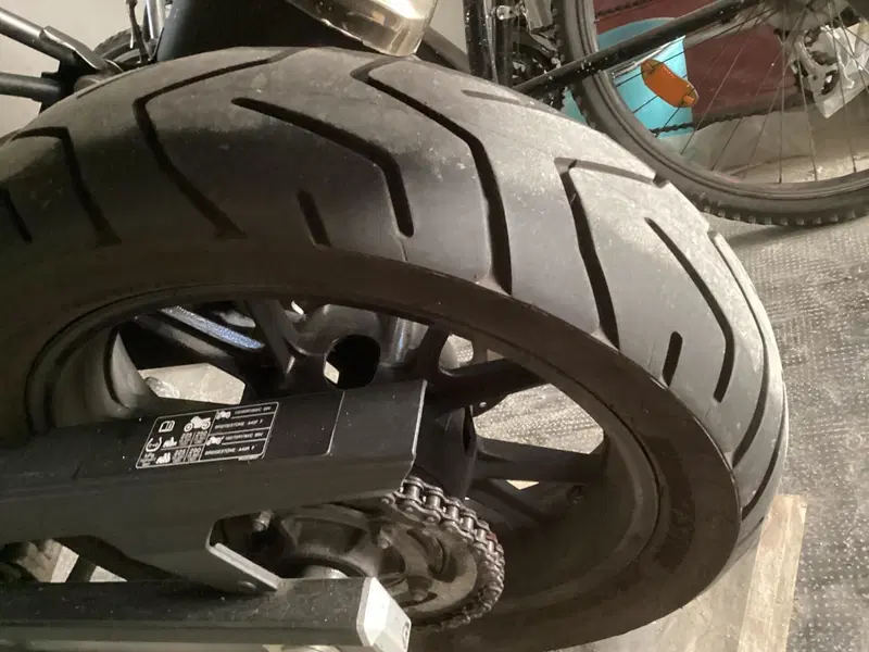 Suzuki V-Strom 650 (2021 - 25) (3)