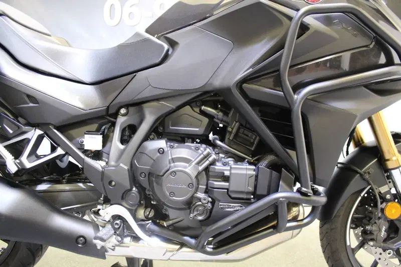 Honda NT 1100 DCT Electronic Suspension (2025 - 26) (9)