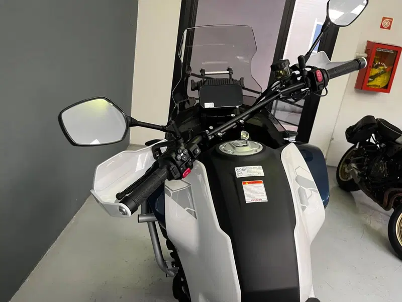 CFMOTO 700MT Adventure (2025 - 26) (4)