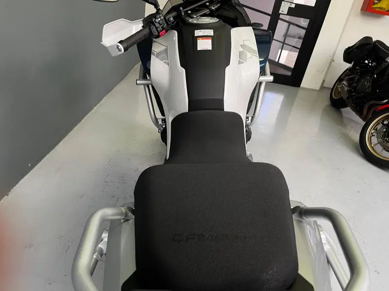 CFMOTO 700MT Adventure (2025 - 26) (9)