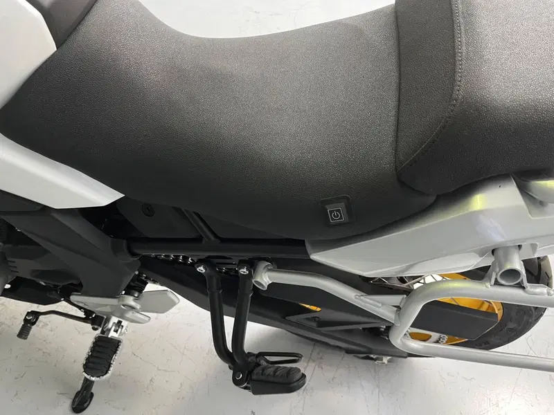 CFMOTO 700MT Adventure (2025 - 26) (8)