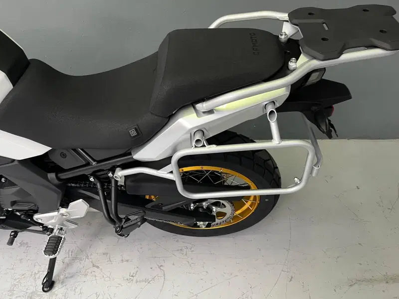 CFMOTO 700MT Adventure (2025 - 26) (10)
