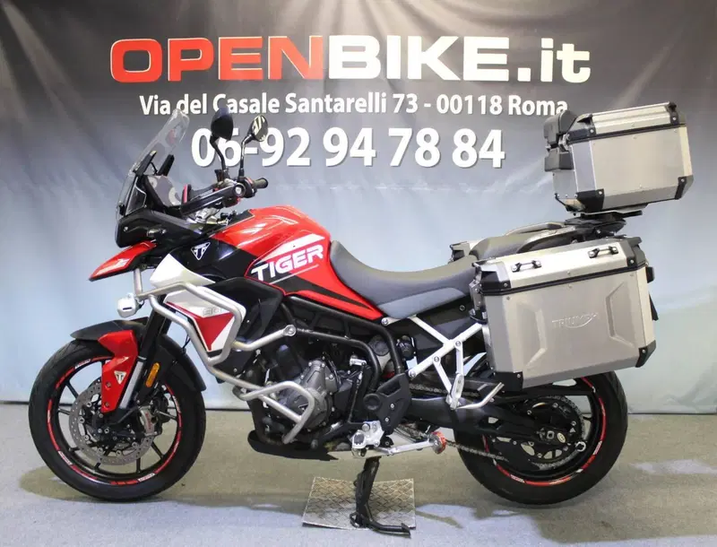 Triumph Tiger 900 GT Aragón Edition (2023 - 24) (2)