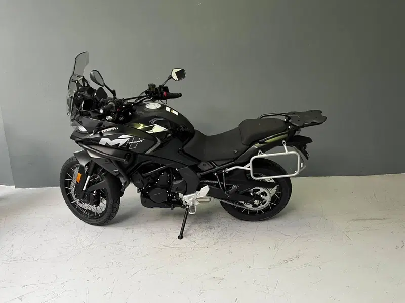 CFMOTO 700MT Adventure (2025 - 26) (2)