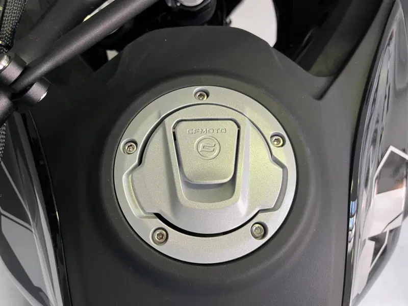 CFMOTO 700MT Adventure (2025 - 26) (7)