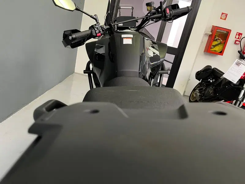 CFMOTO 700MT Adventure (2025 - 26) (9)