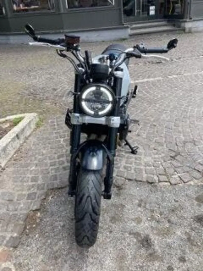 Brixton Motorcycles Crossfire 500 X (2021 - 26)