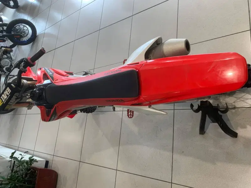 Honda CRF 250R (2005) (8)