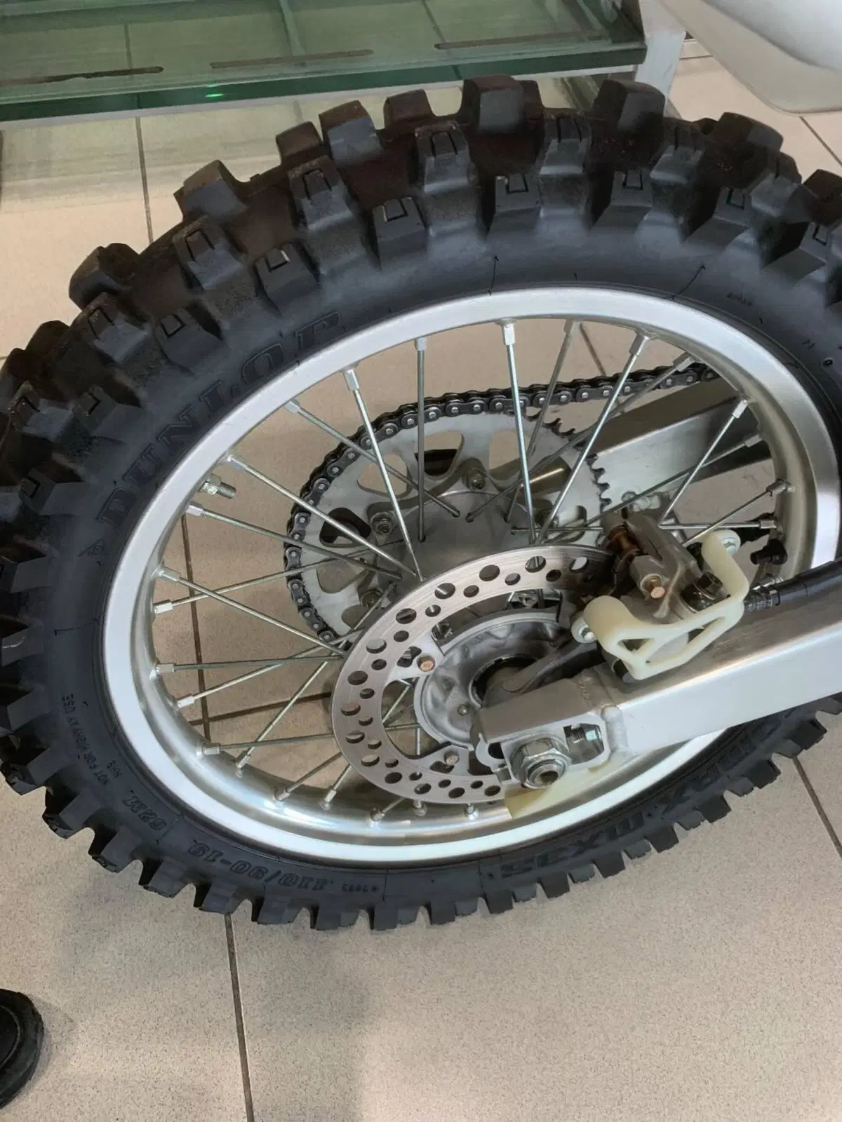 Honda CRF 250R (2005) (9)
