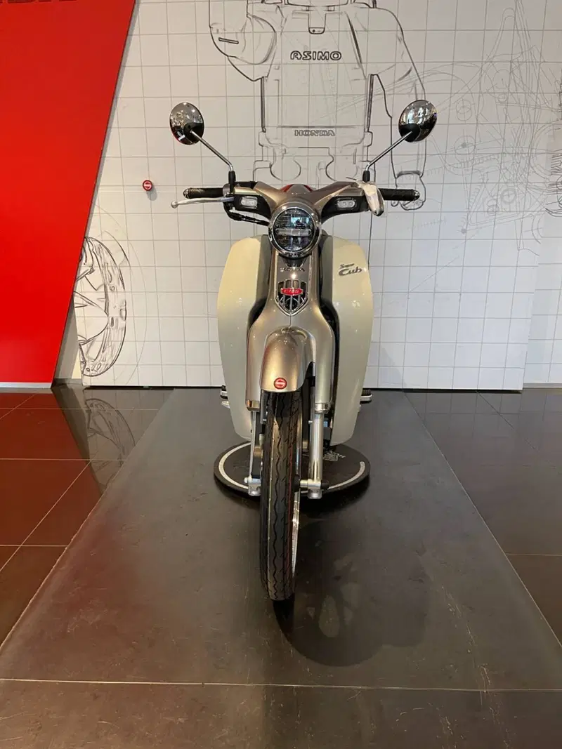 Honda Super Cub C125 (2022 - 24) (4)