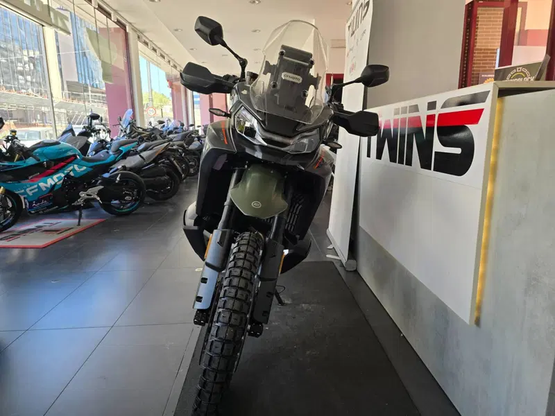 CFMOTO 1000MT-X High Seat (2026) (3)