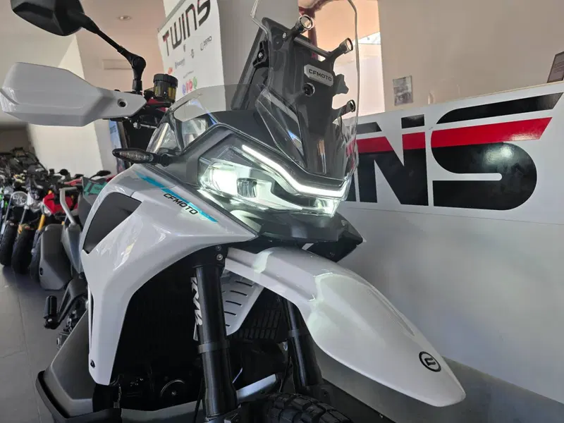 CFMOTO 1000MT-X Low Seat (2026) (9)