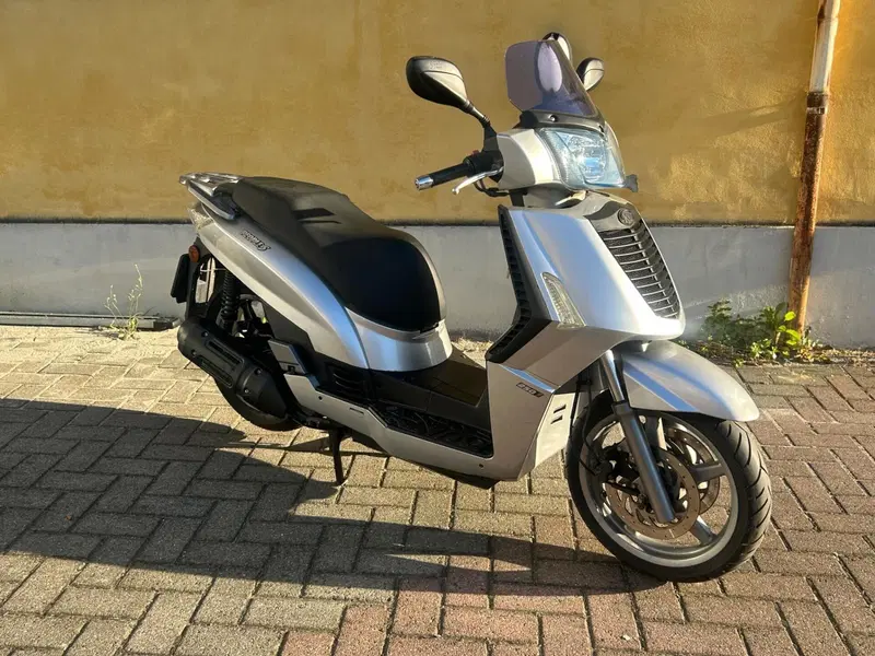 Kymco People 250 S (5)