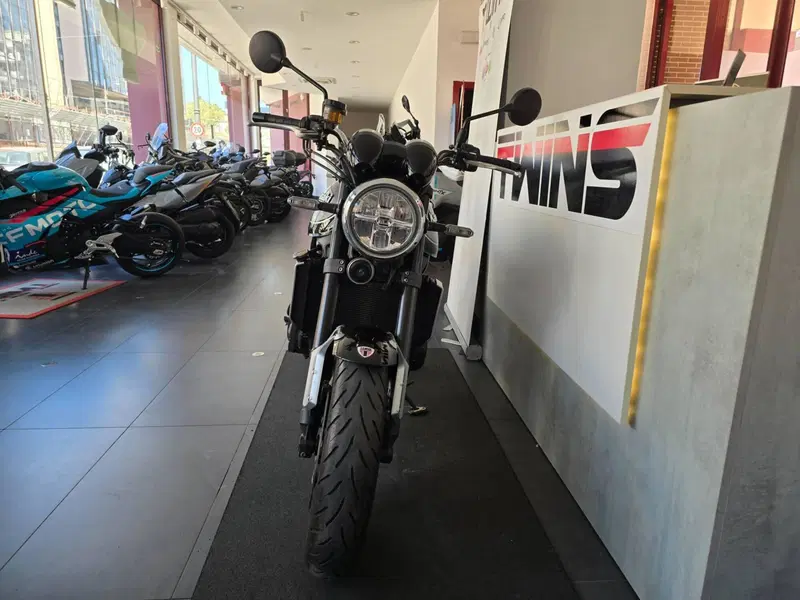Kawasaki Z 900 RS (2022 - 25) (3)