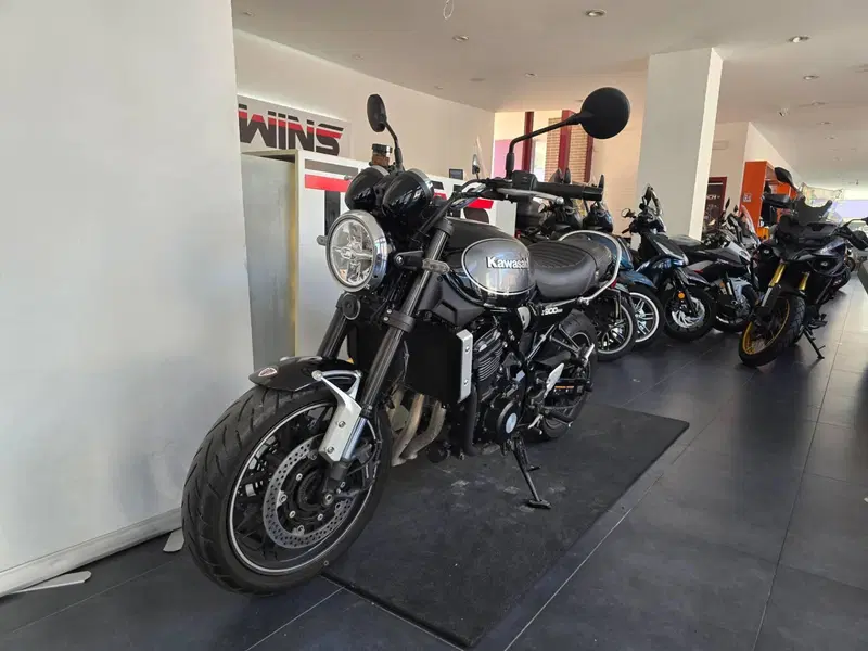 Kawasaki Z 900 RS (2022 - 25) (4)
