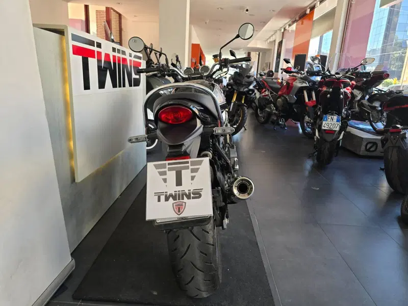 Kawasaki Z 900 RS (2022 - 25) (7)