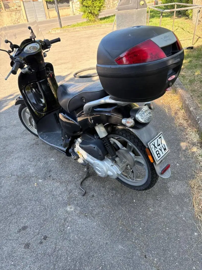 Aprilia Scarabeo 50 4t 4V (2009 - 17) (3)