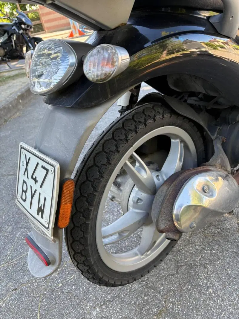 Aprilia Scarabeo 50 4t 4V (2009 - 17) (7)