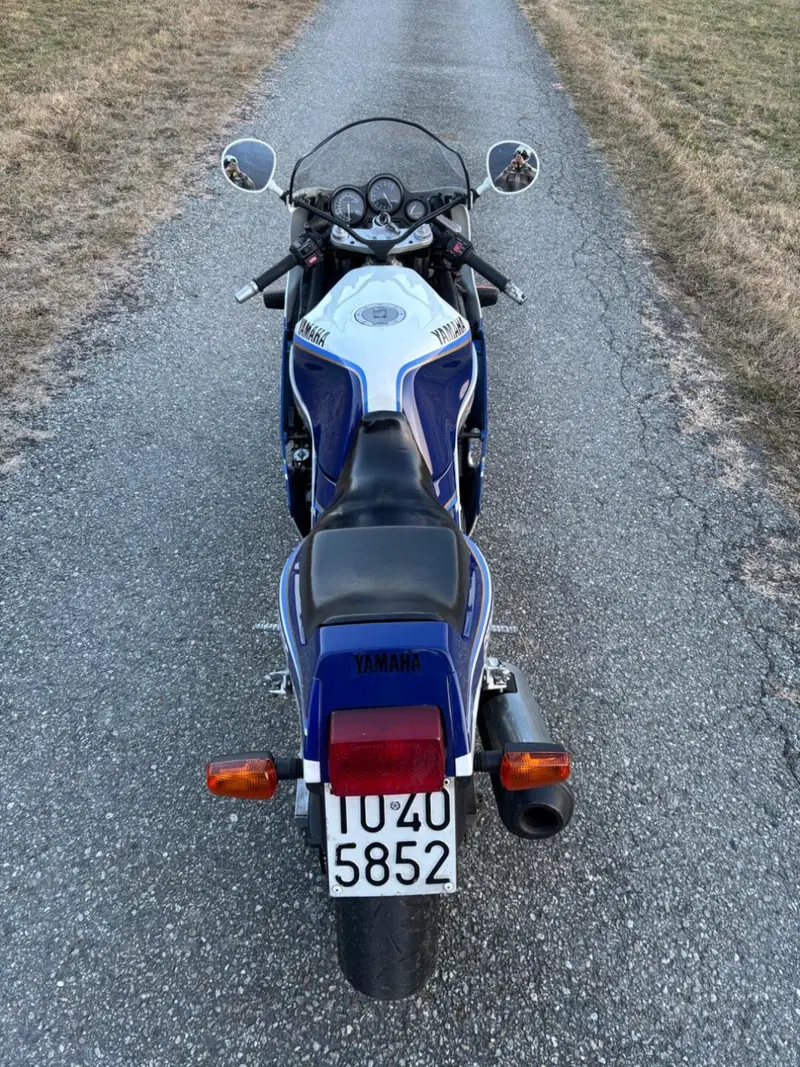 Yamaha Fzr 1000cc Genesis condizioni eccelse  (4)