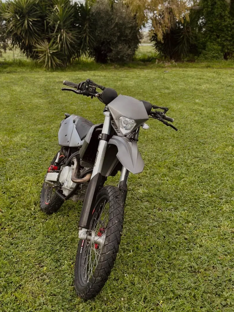 Betamotor RR 125 4T Enduro LC (2018 - 20) (6)