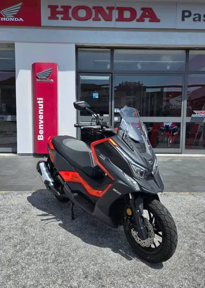 Kymco DTX 360 300 (2022 - 25) usata