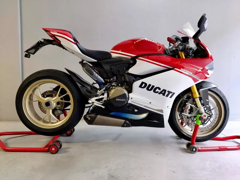 Ducati 1299 Panigale S Anniversario (2016)