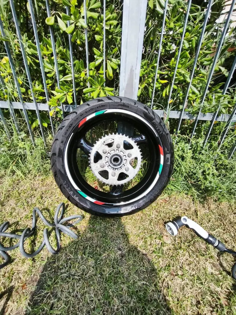 Ducati Monster 696 ABS (2009 - 14) (5)