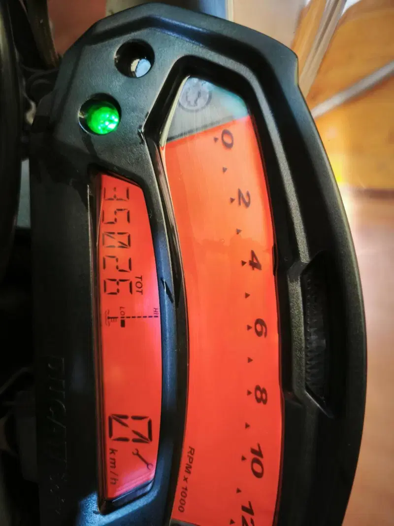 Ducati Monster 696 ABS (2009 - 14) (6)