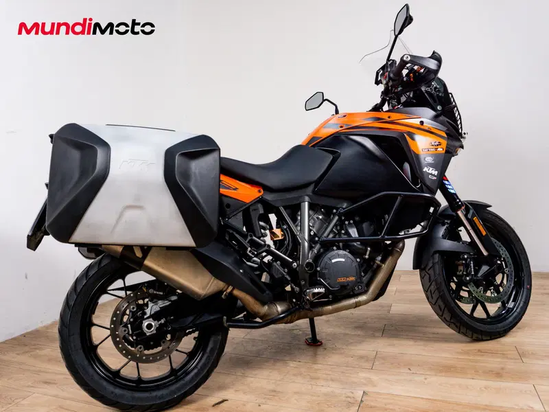 KTM 1290 Super Adventure S (2021) (3)