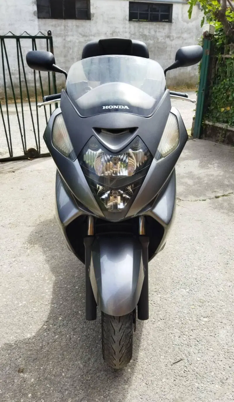 Honda Silver Wing 400 (2006 - 09) (6)
