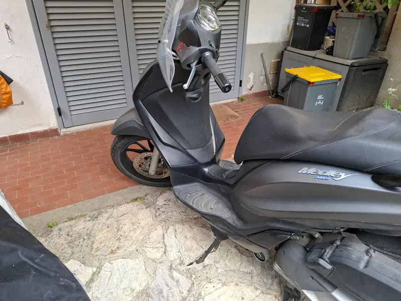 Piaggio Medley 150 ABS (2016 - 19) (2)