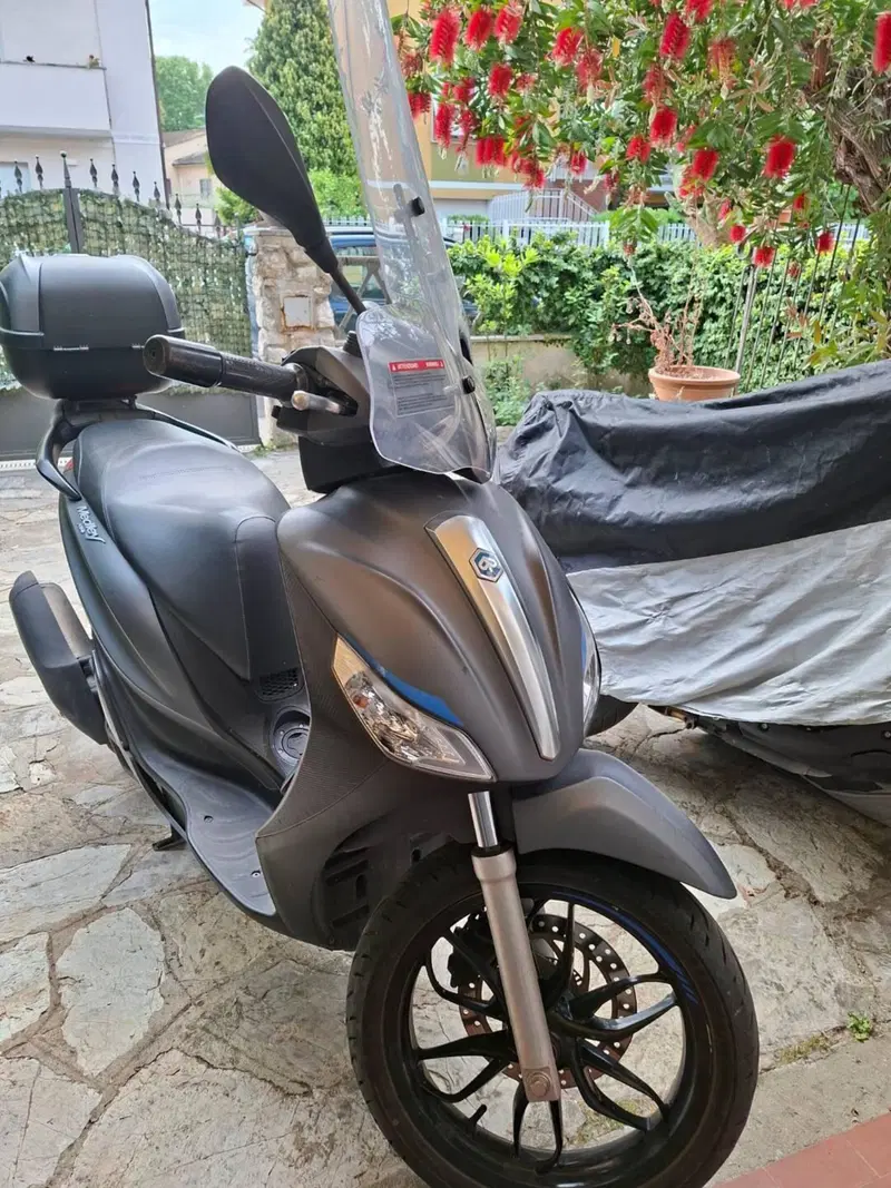Piaggio Medley 150 ABS (2016 - 19) (4)