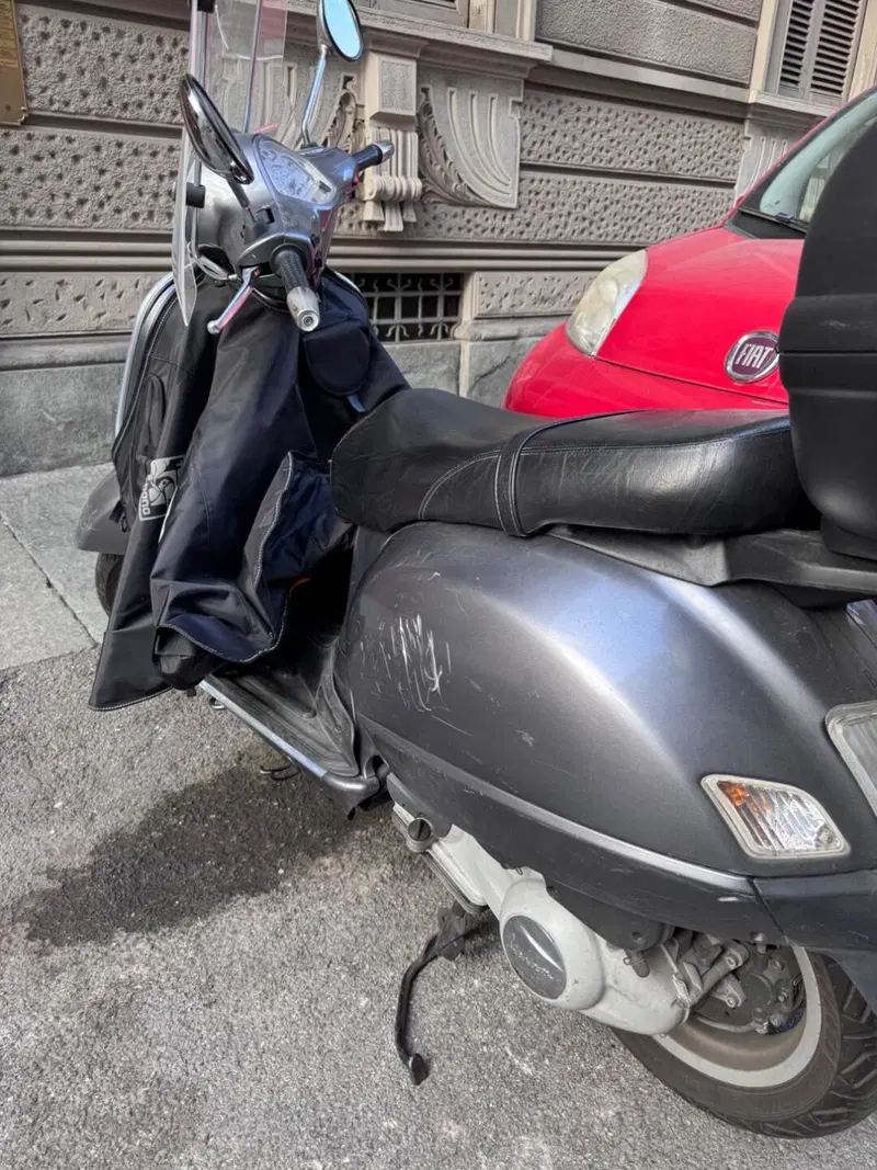 Vespa Granturismo 200 L (7)