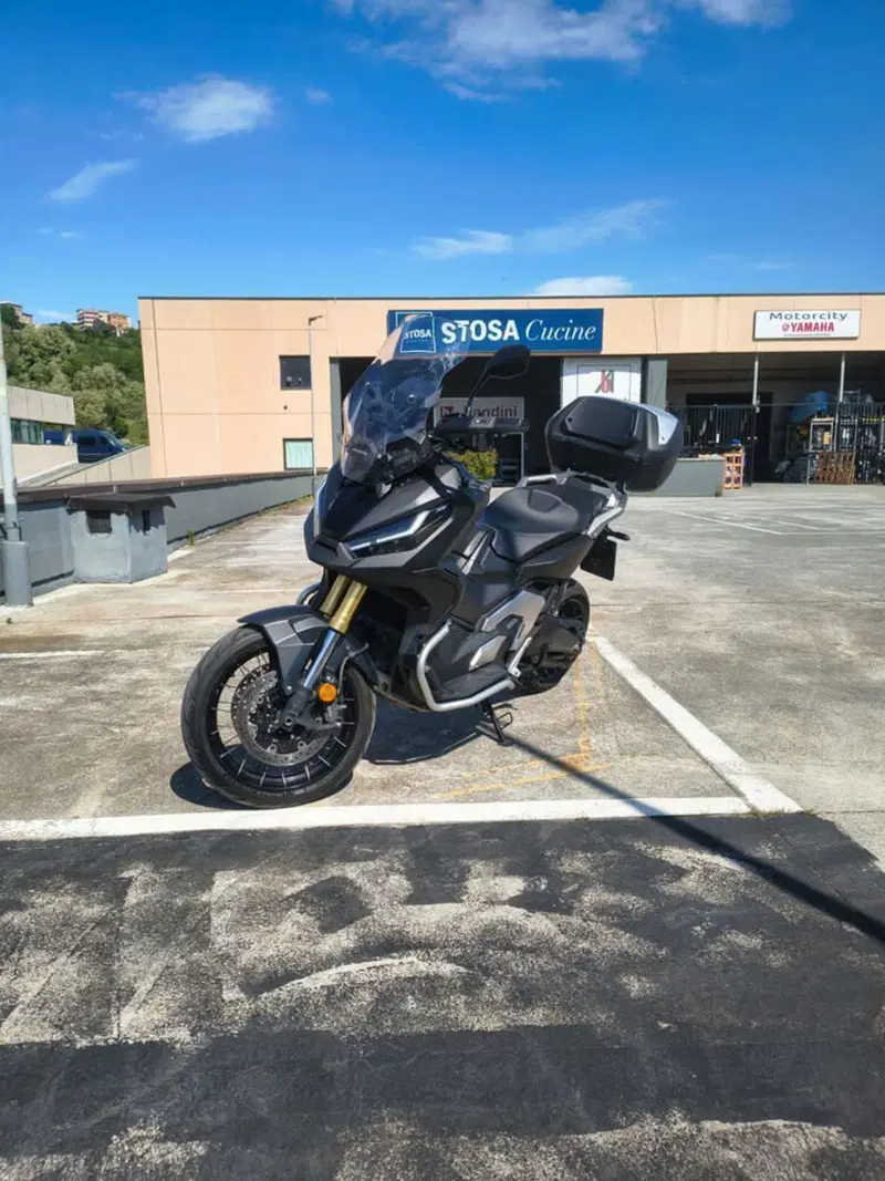 Honda X-ADV 750 DCT Gravel (2021 - 24) (2)