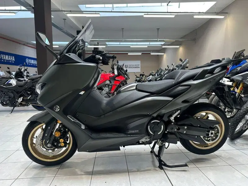Yamaha T-Max 560 Tech Max (2020) (3)