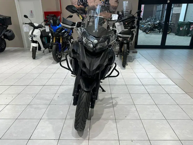 Benelli TRK 502 (2021 - 25) (2)