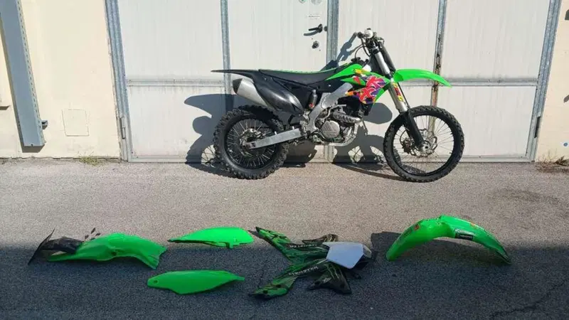 Kawasaki KLX 250 (2009 - 16) (4)