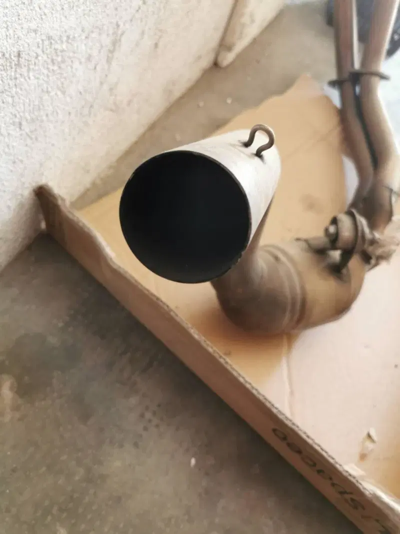 Collettore scarico bmw (3)