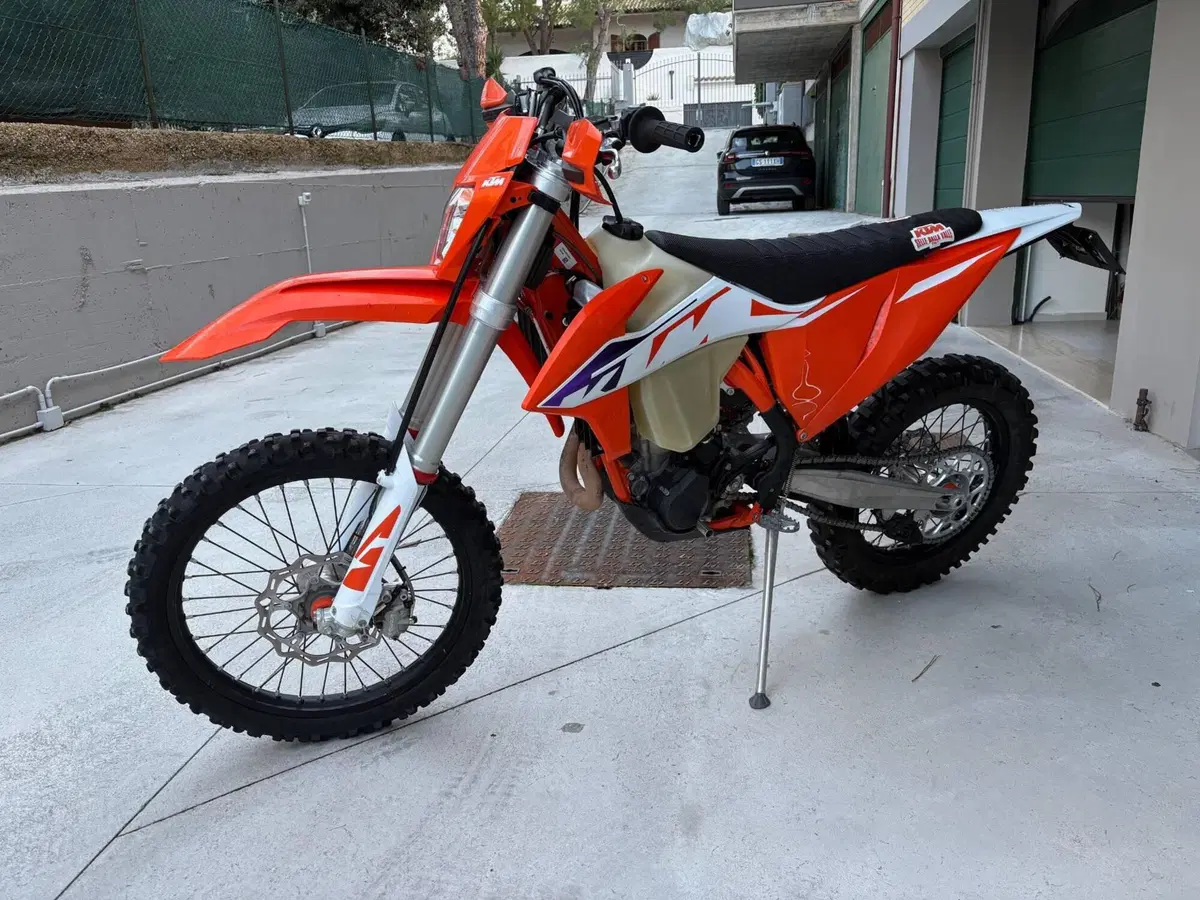 KTM 350 EXC-F (2023) (4)