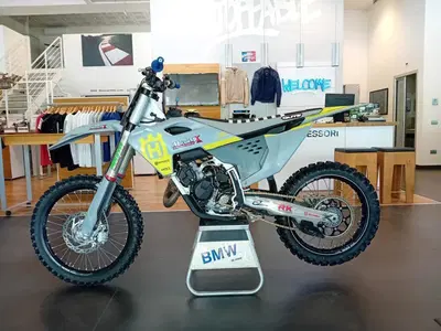 Husqvarna TC 125 Heritage (2023) usata