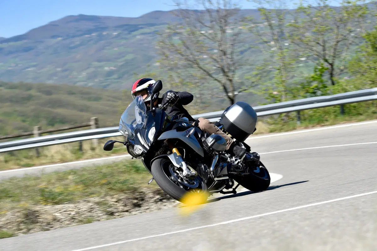 BMW R1200RS (2)