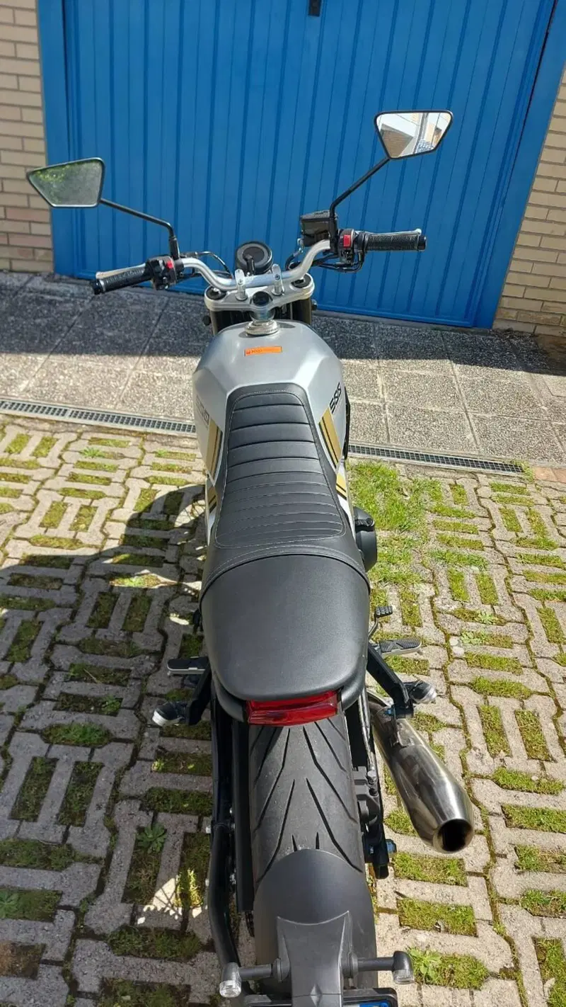 Brixton Motorcycles Crossfire 500 (2021 - 25) (3)