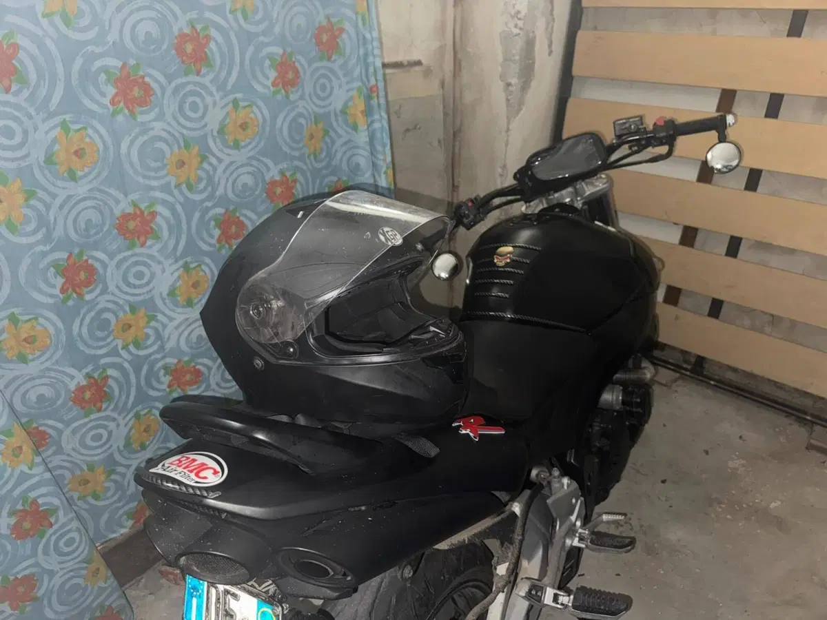 Suzuki GSR 600 (2006 - 11) (7)