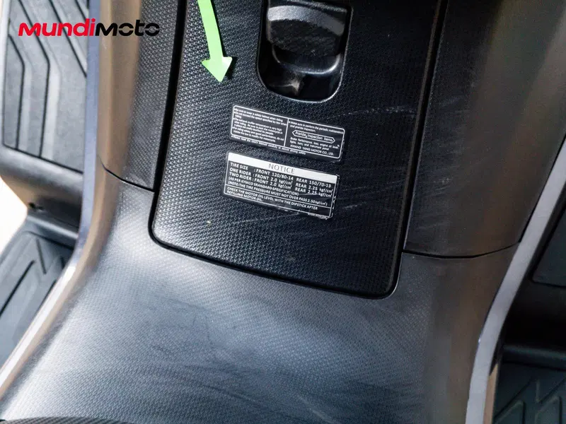 Kymco Downtown 350i ABS (2015 - 17) (15)