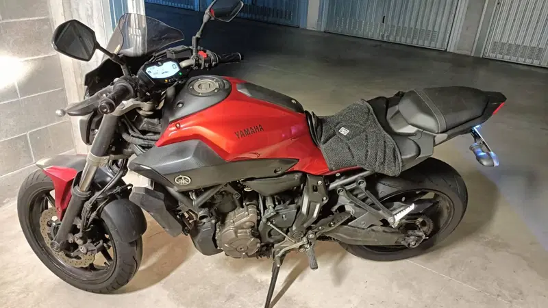 Yamaha MT-07 ABS (2014 - 16) (4)