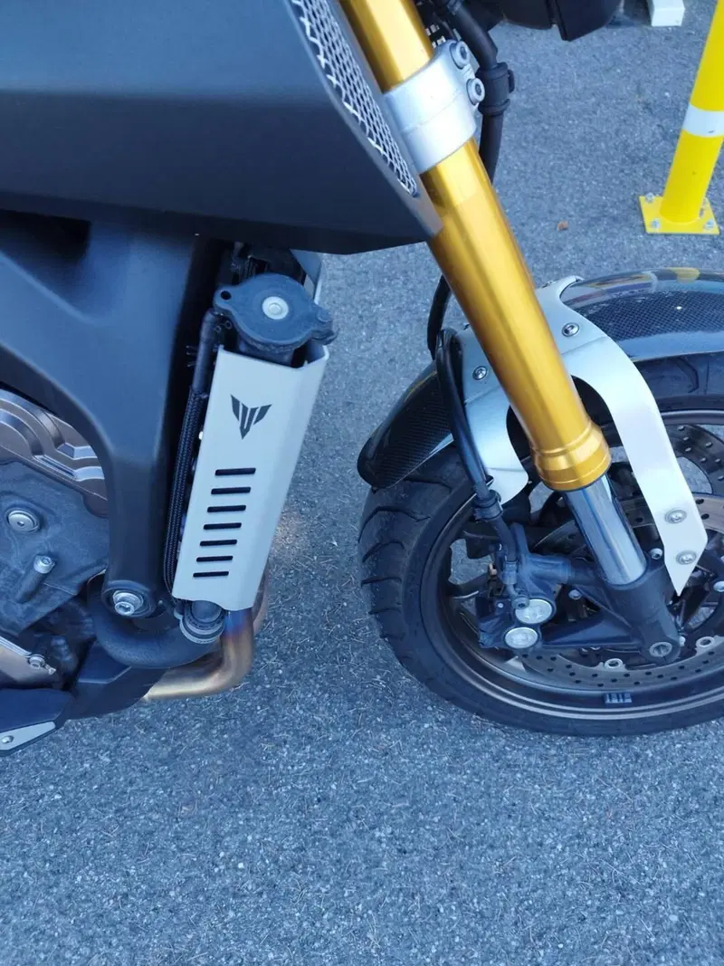 Yamaha MT-09 Sport Tracker (2014 - 16) (7)